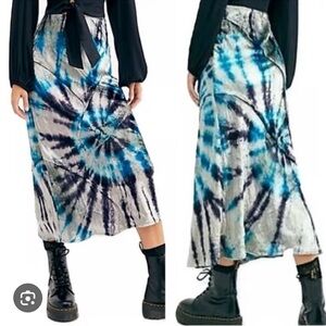 Free People Silver and Blue Tie-Dye Velvet Skirt